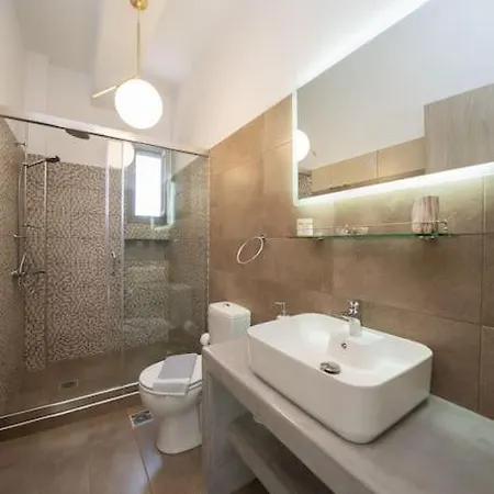 Luxury Majore * Svoronata
