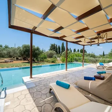 Luxury Majore Vila *