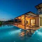Villa Luxury Majore
